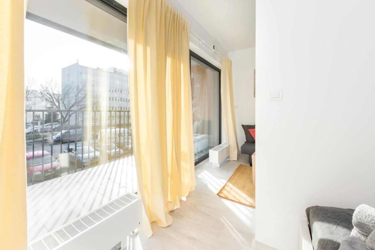 Superapart Rydygiera, Pet-friendly With Patio & Self Check-in Apartmán Varšava
